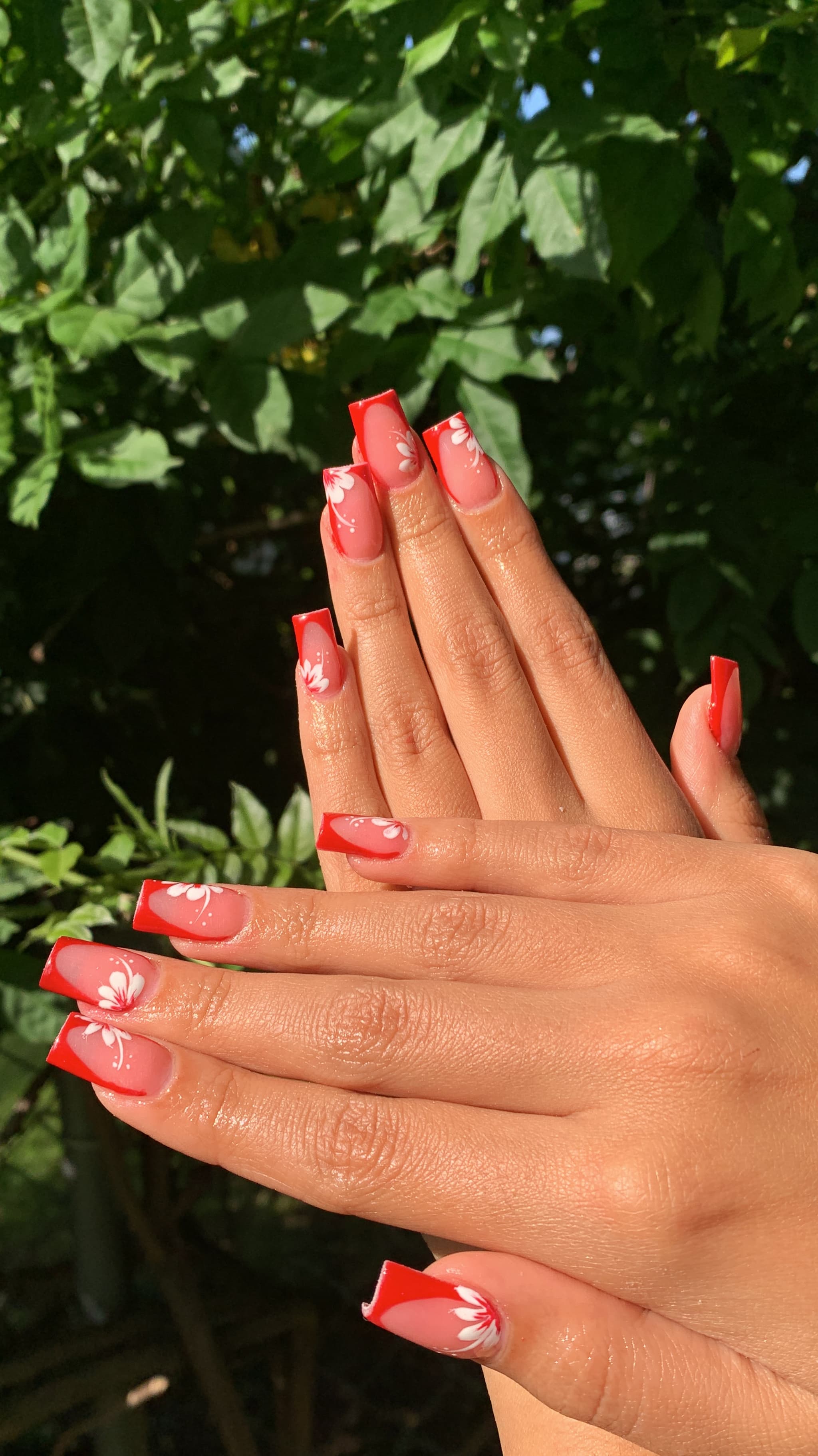 Stylish pink nail design
